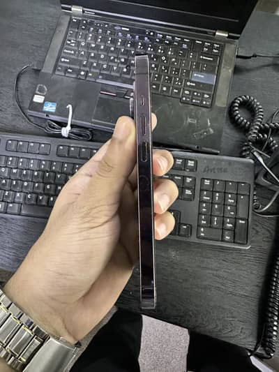 Apple iPhone 14 Pro (Jv)
