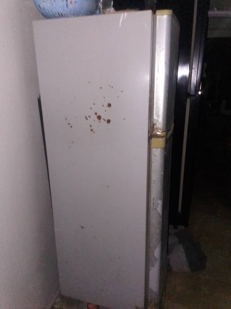 refrigerator 1