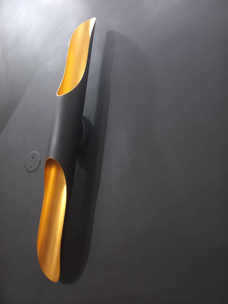 fancy wall light 1
