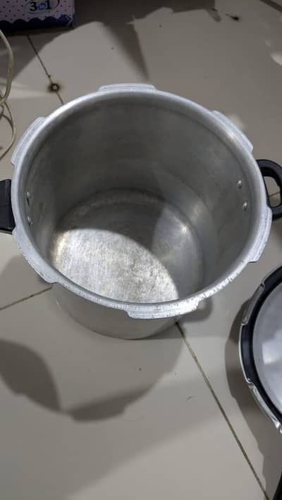 Indian pressure cooker