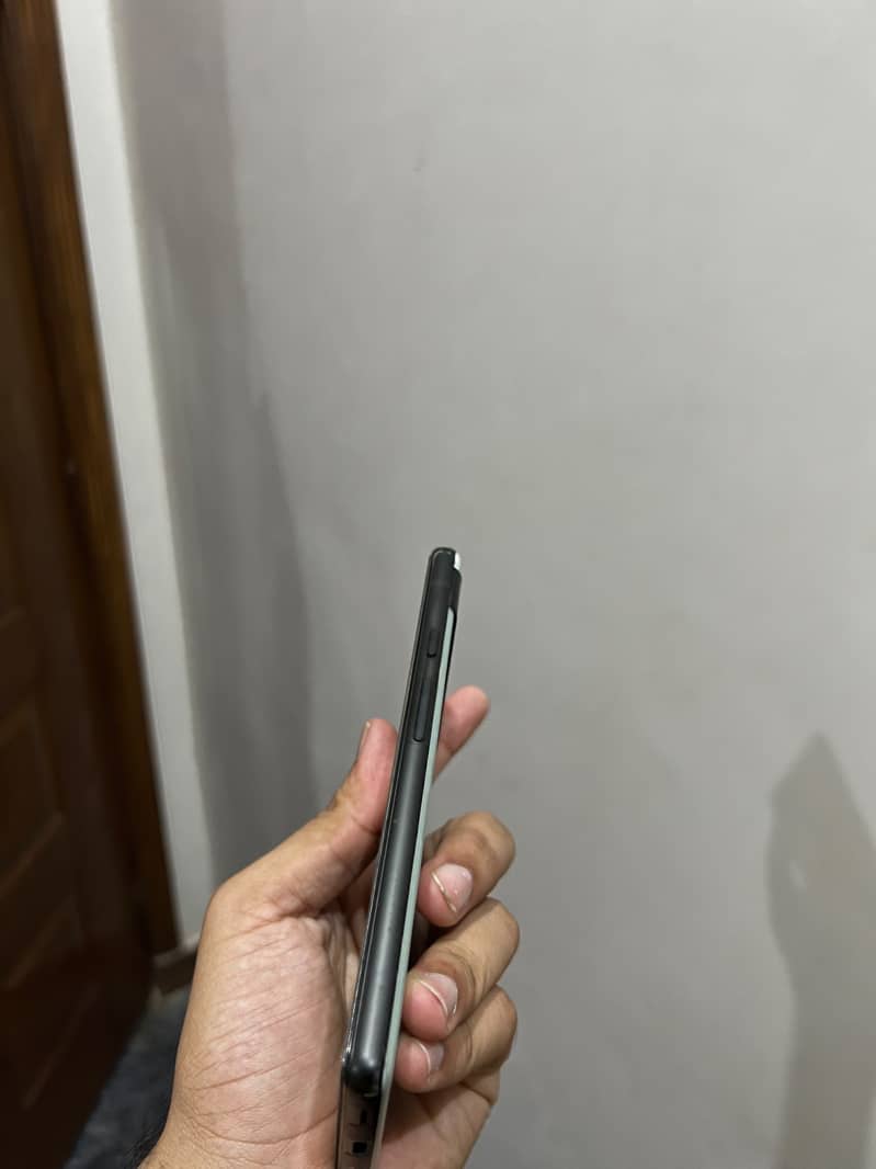 Google Pixel 6a 4