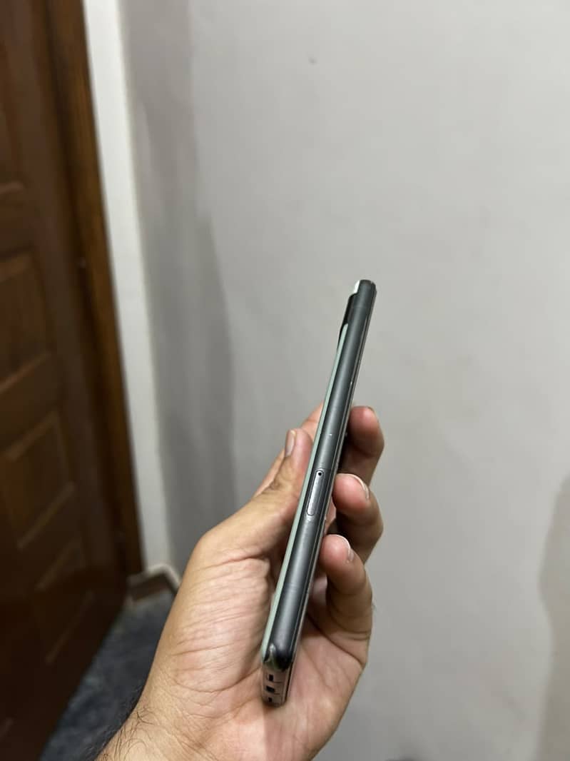 Google Pixel 6a 5