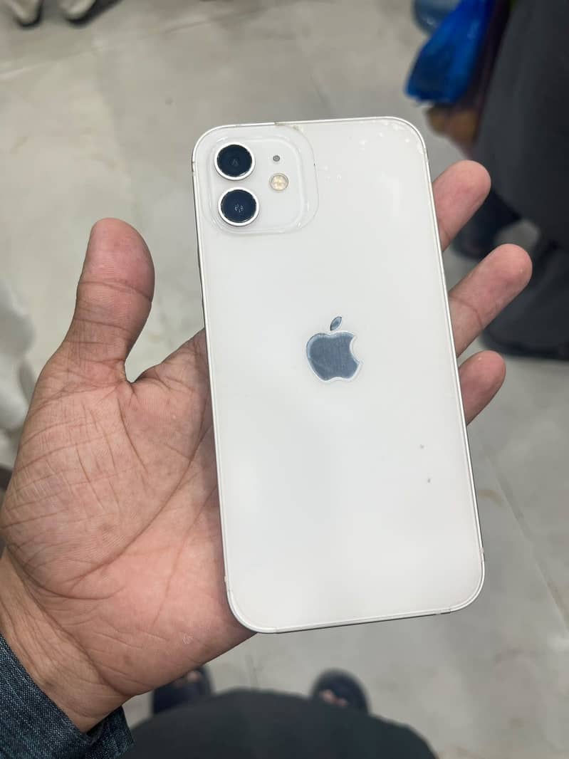 Apple iPhone 12 0