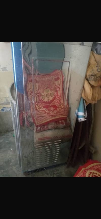 Water chiller v good condition