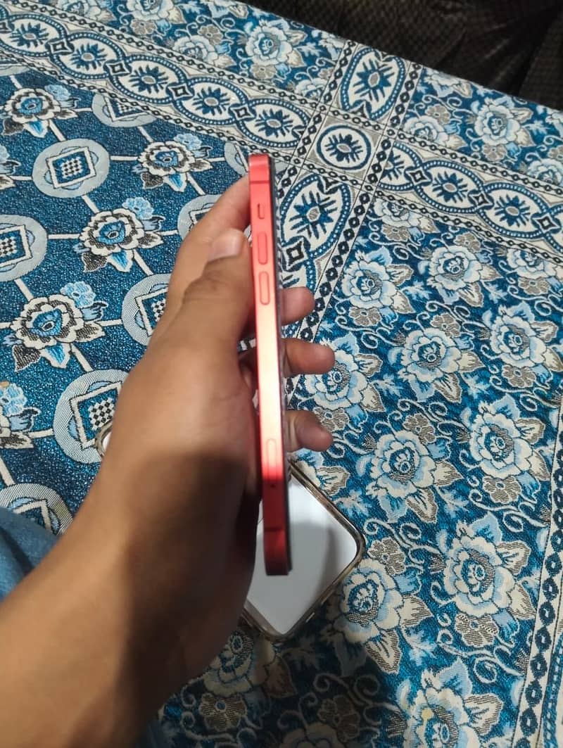 Apple iPhone 12 1