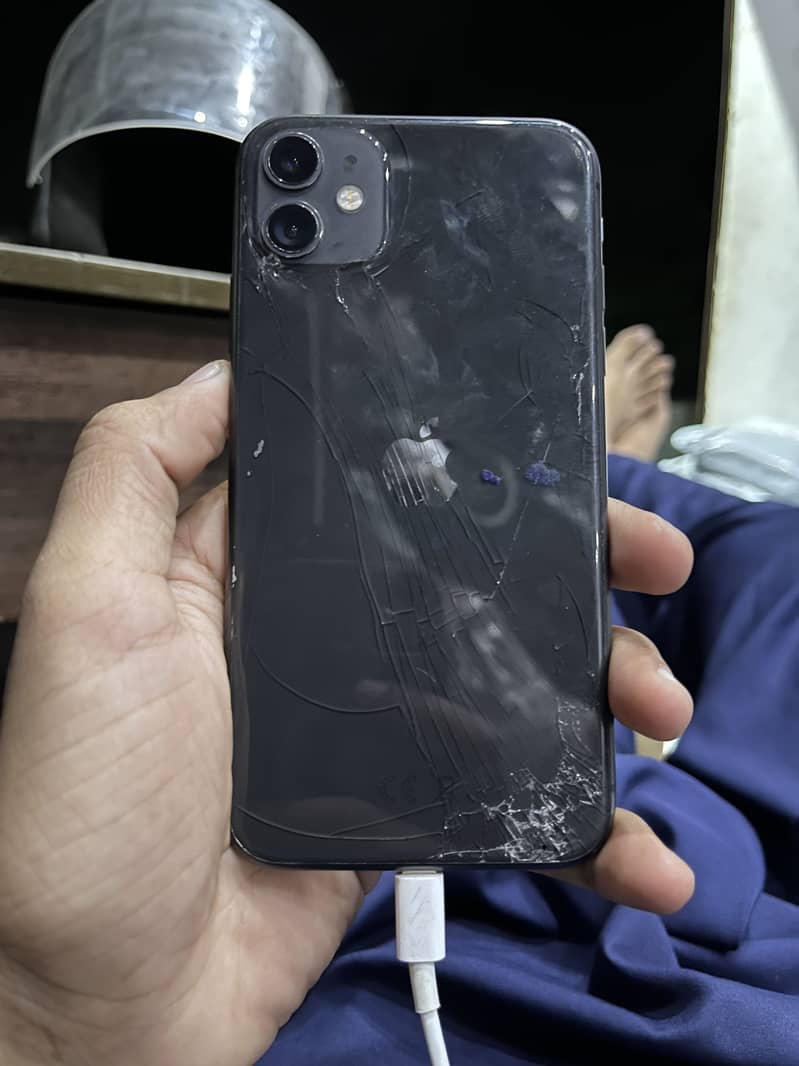 Apple iPhone 11 3