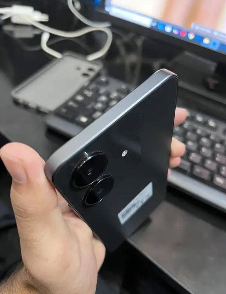 Realme Note 60x 4