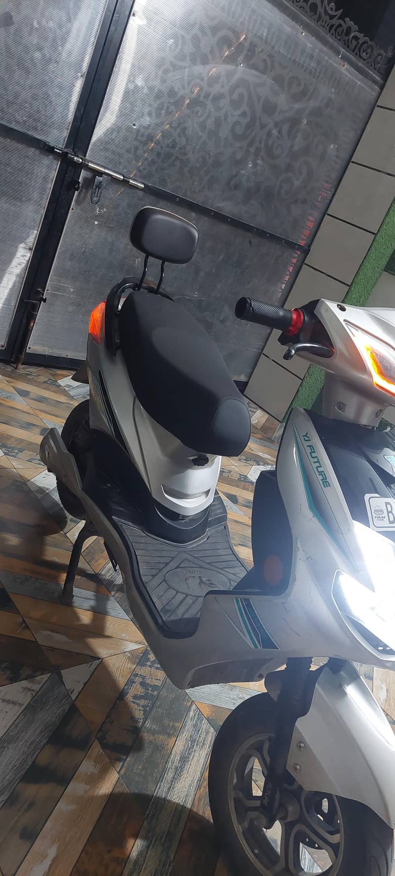 Yj Future Mehran 3