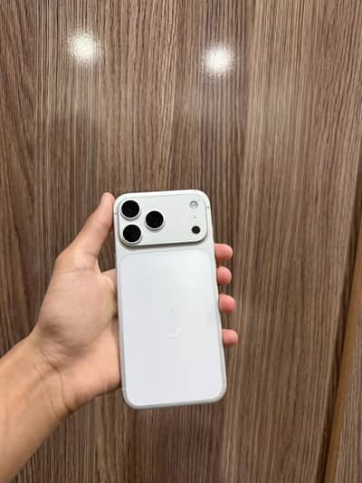 Apple iPhone 17 Pro Max jv