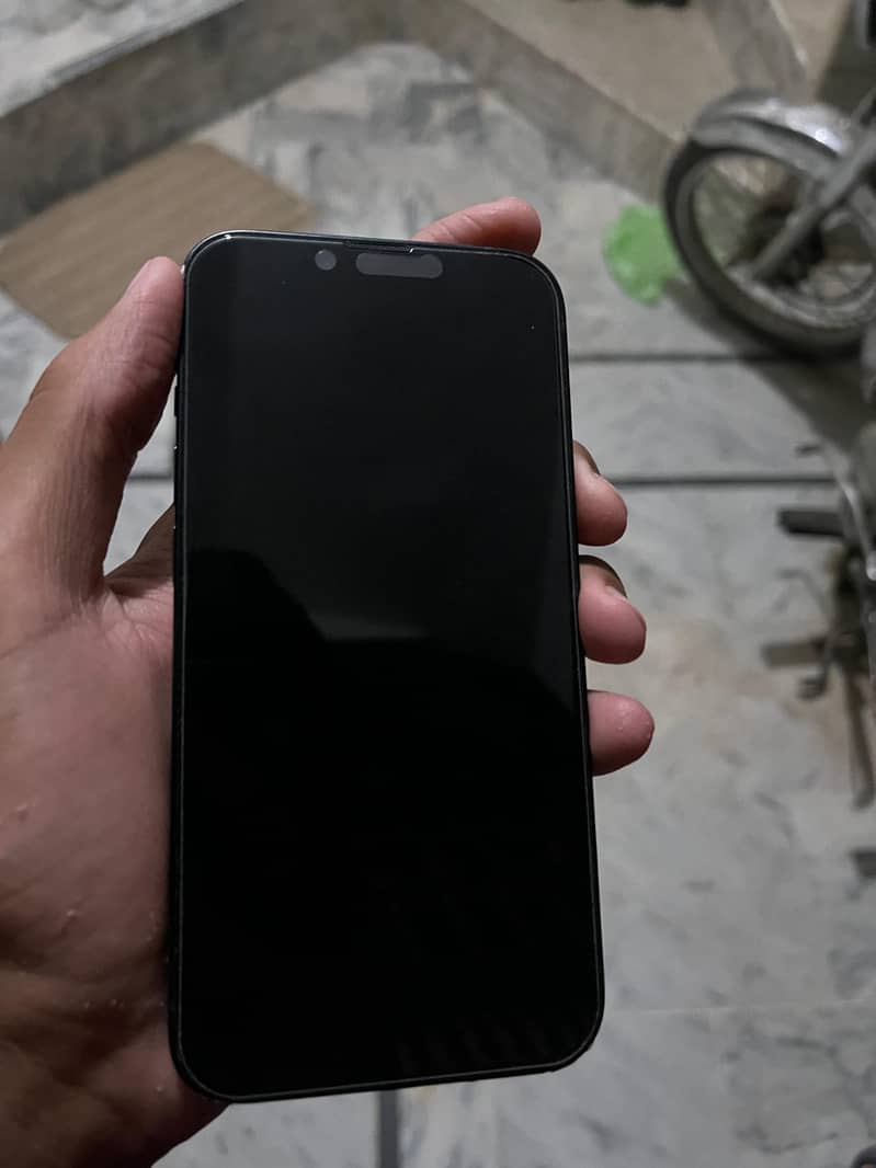 Apple iPhone 14 2