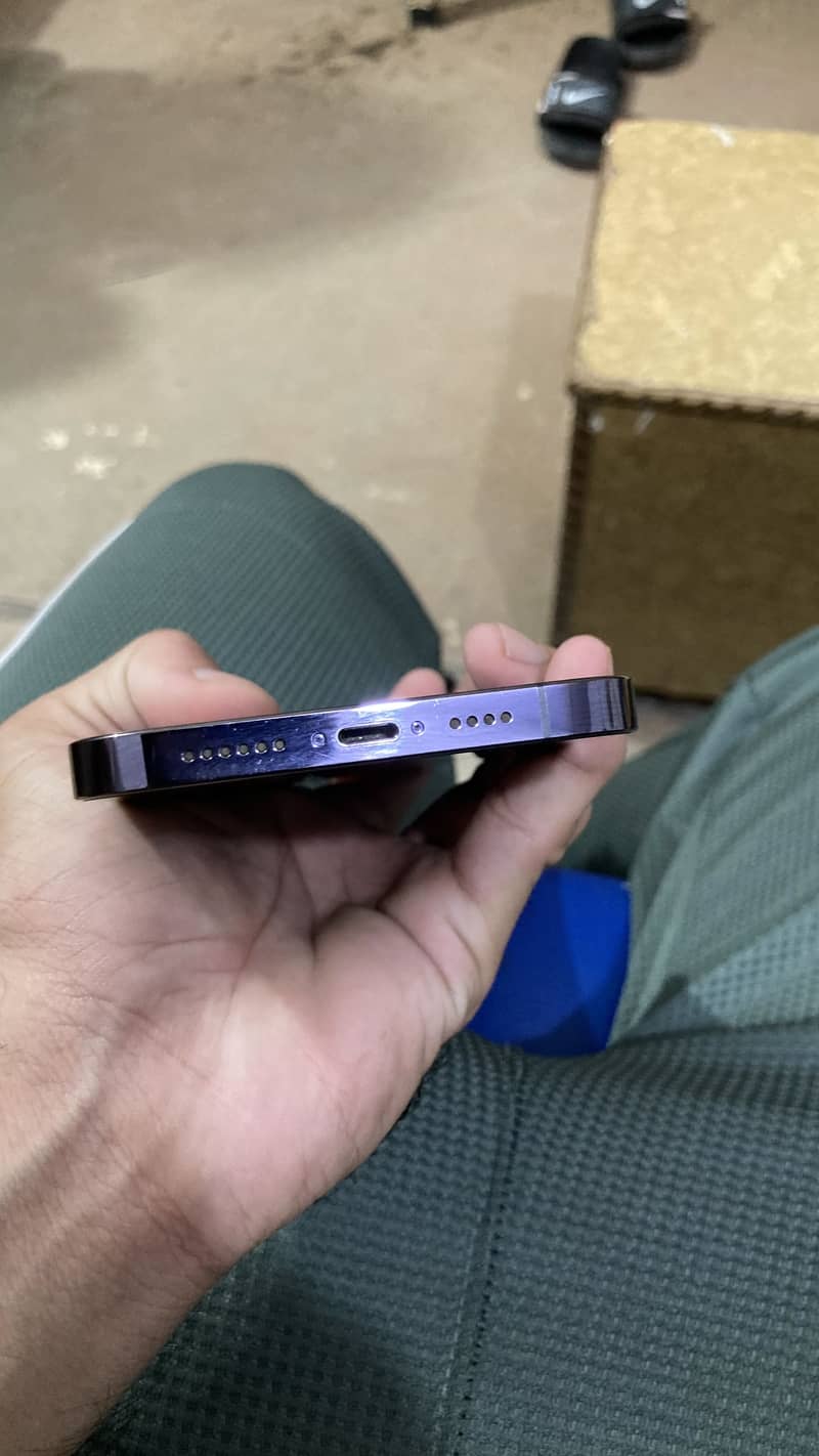 Apple iPhone 14 Pro Max 4