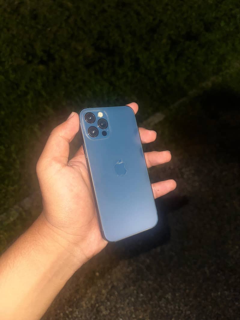 Apple iPhone 12 Pro 0