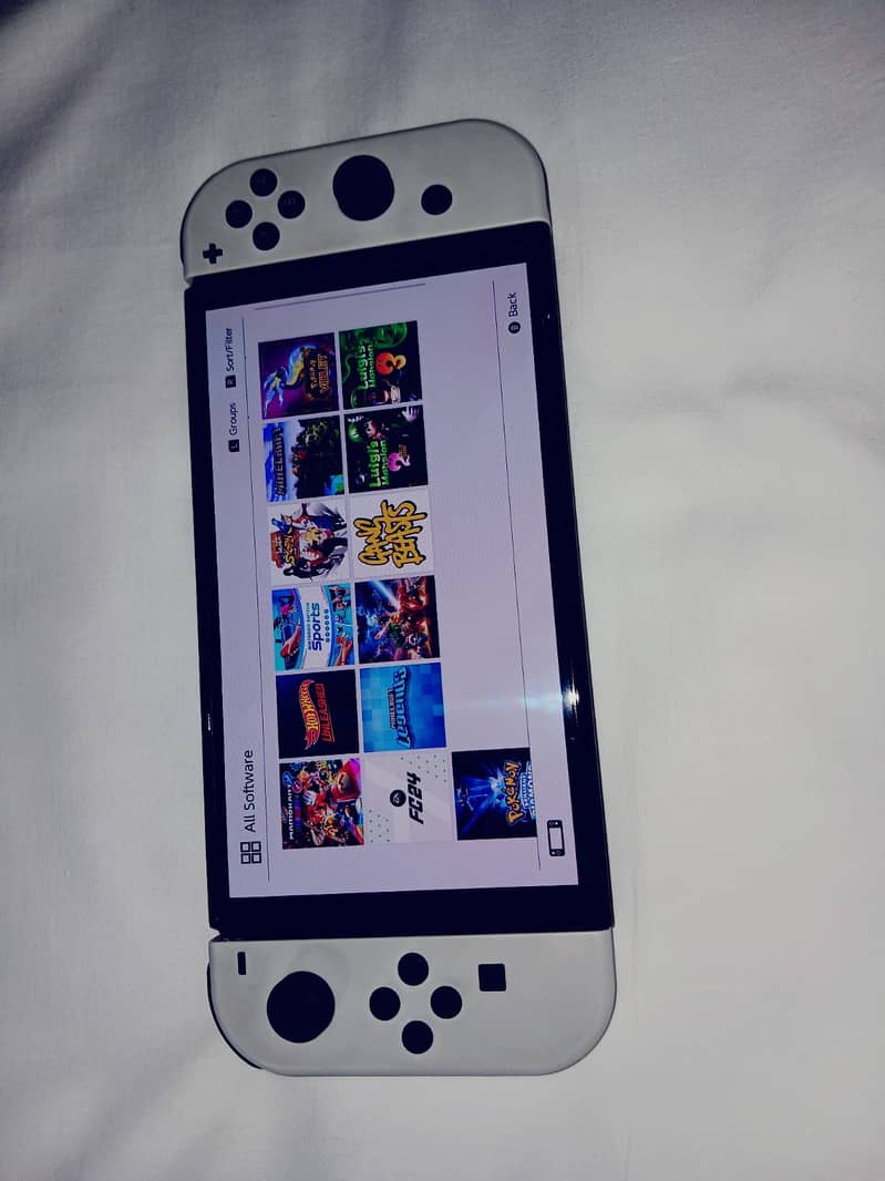 Nintendo Switch OLED White 2
