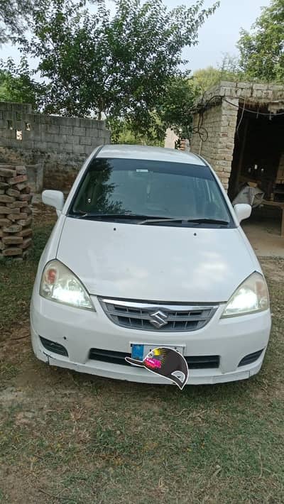 Suzuki Liana 2012