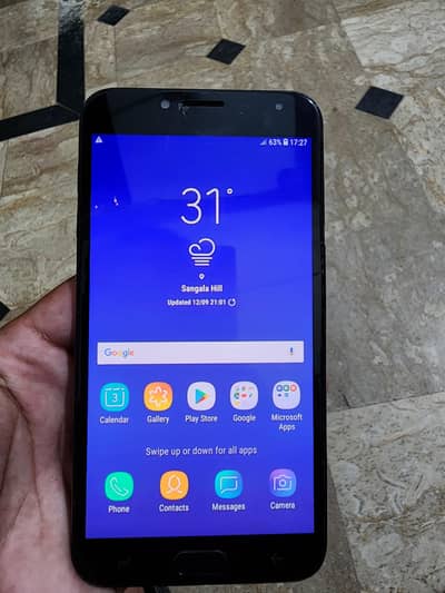 Samsung Mobile J4
