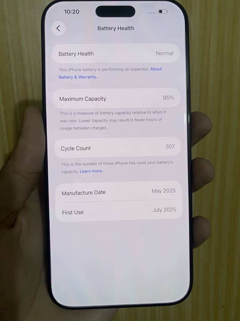 Apple iPhone 16 Pro Max 2