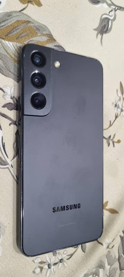 Samsung Mobile S22