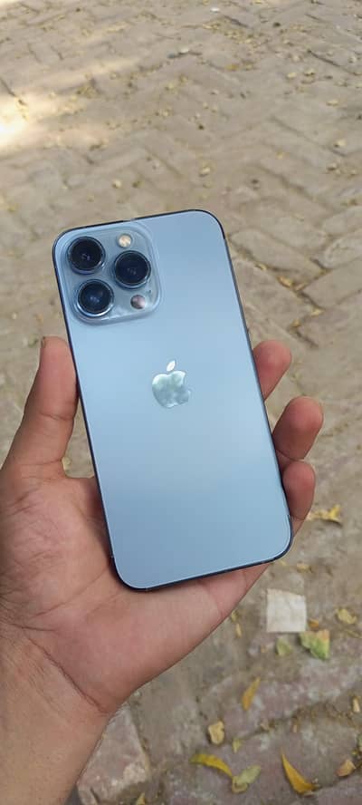 Apple iPhone 13 Pro