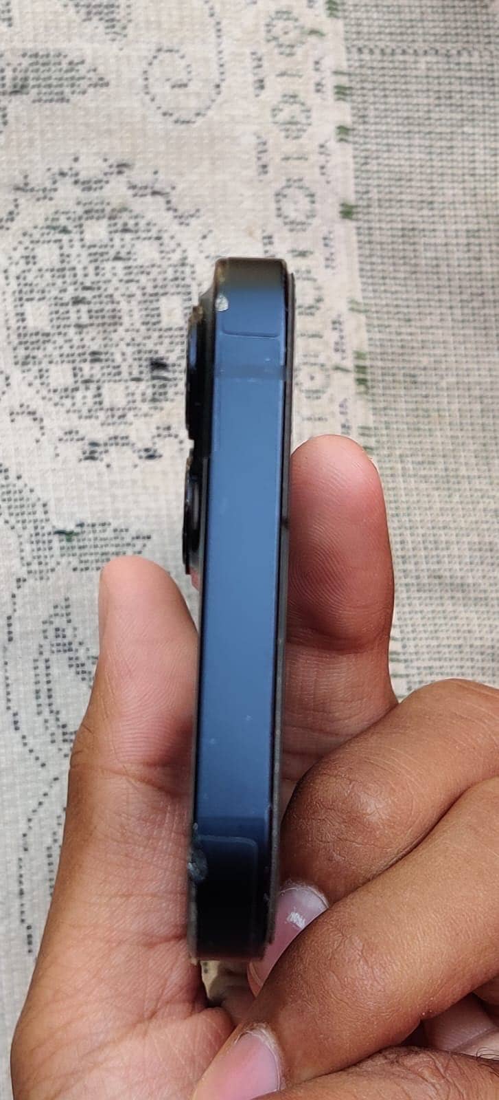 Apple iPhone 13 5