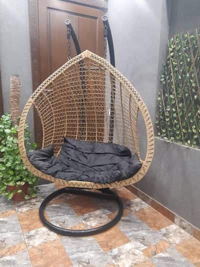Like New Black Iron Jhulaa , Brown 6 Boss chairs & Table for sale