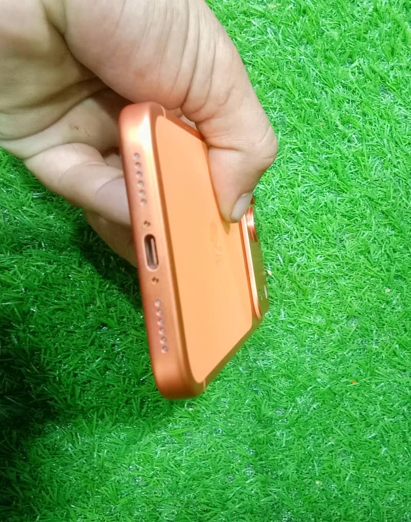 Apple iPhone 17 Pro Max 1