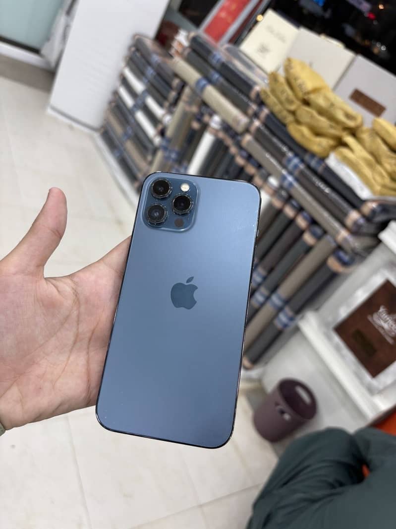 Apple iPhone 12 Pro Max 1