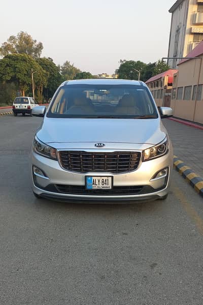 KIA Grand Carnival 2019