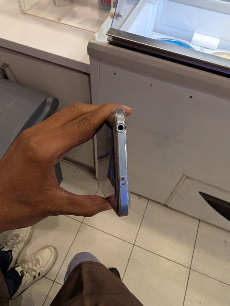 Xiaomi Redmi Note 12 4
