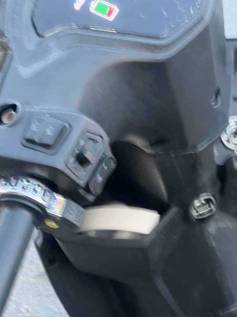 Saige Scooty E90 8
