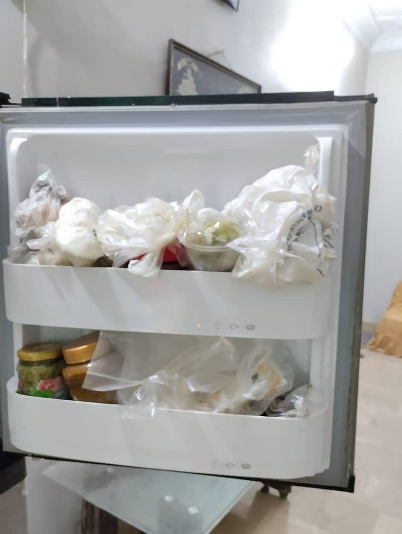 fridge 0