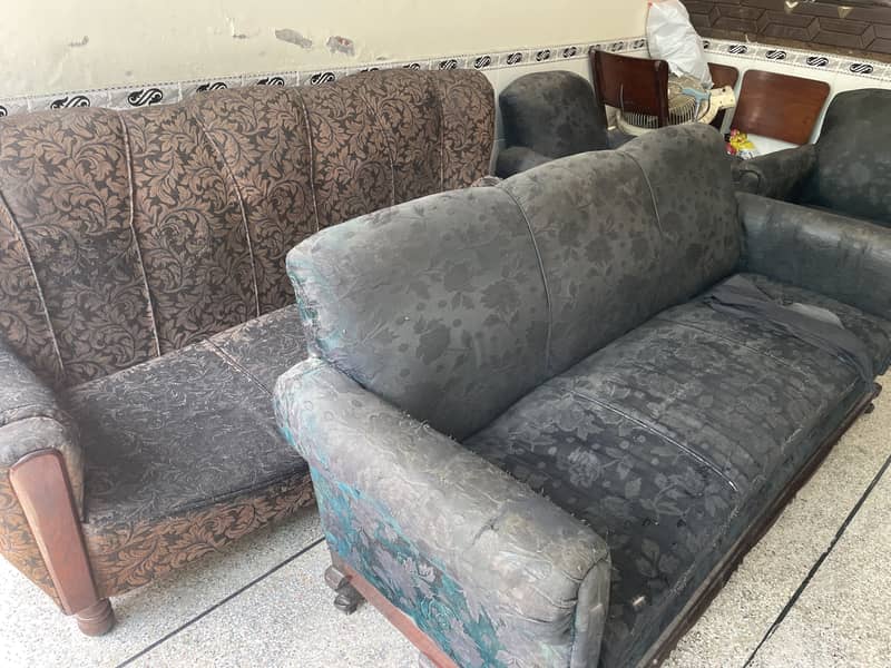 Old sofa set 1