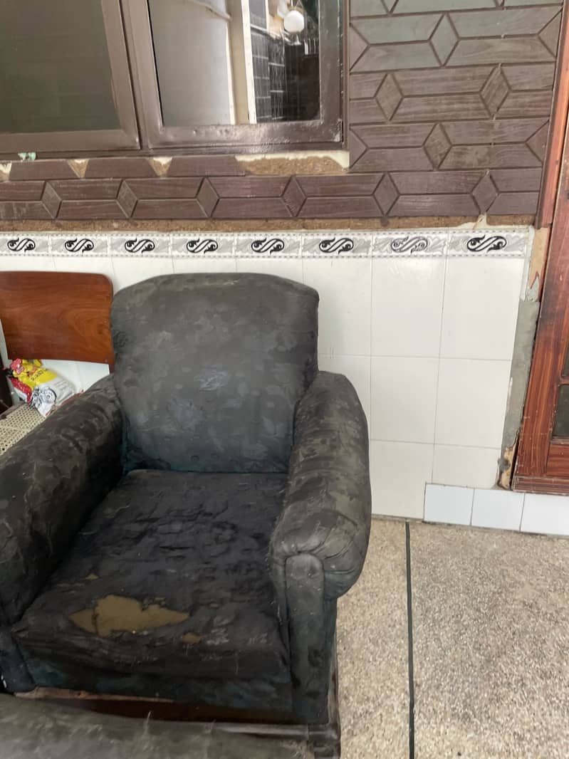 Old sofa set 3