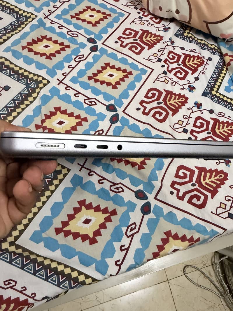 Macbook Pro M1 pro 4