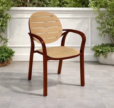 Modern 4-Seater Outdoor Patio Set (1 Table + 4 Chairs) – 1 Month Used