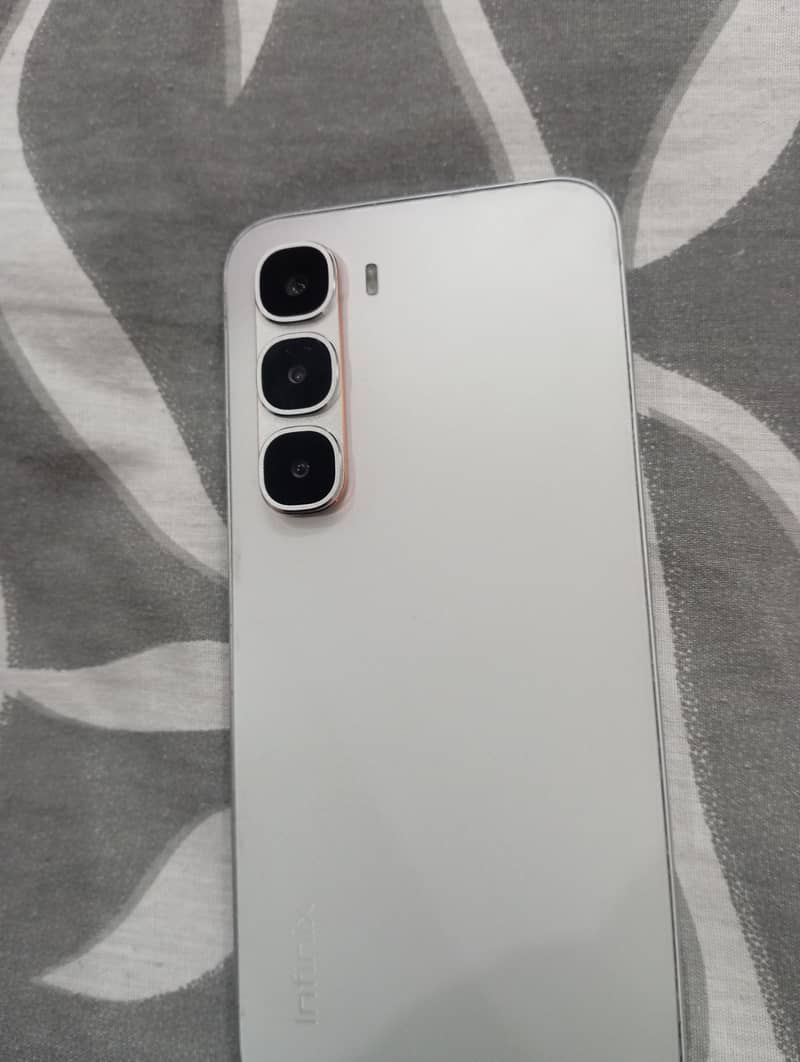 Infinix 0