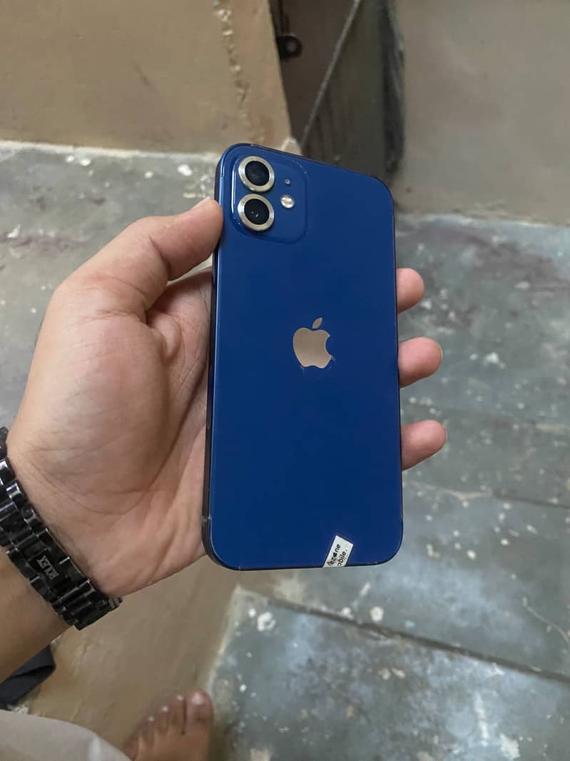 Apple iPhone 12 9