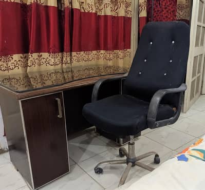 Office table and chair