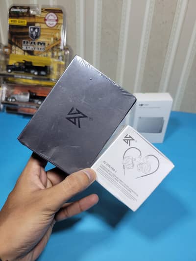 Kz zax and Zsn pro 2 IEMs  earphones handfree