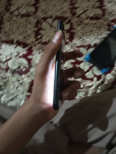 Apple iPhone XR