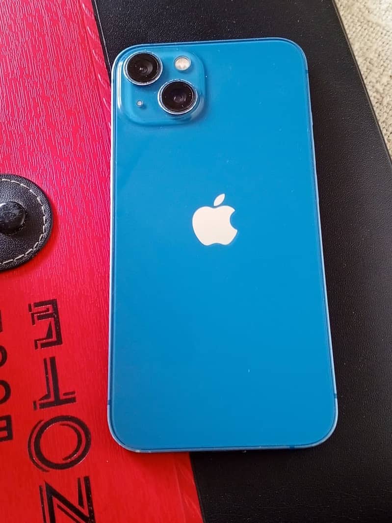 Apple iPhone 13 2