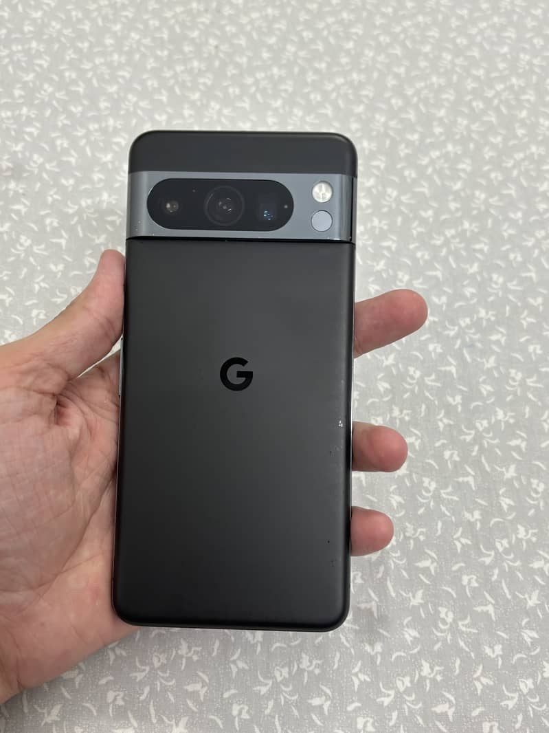 Google Pixel 8 Pro 2