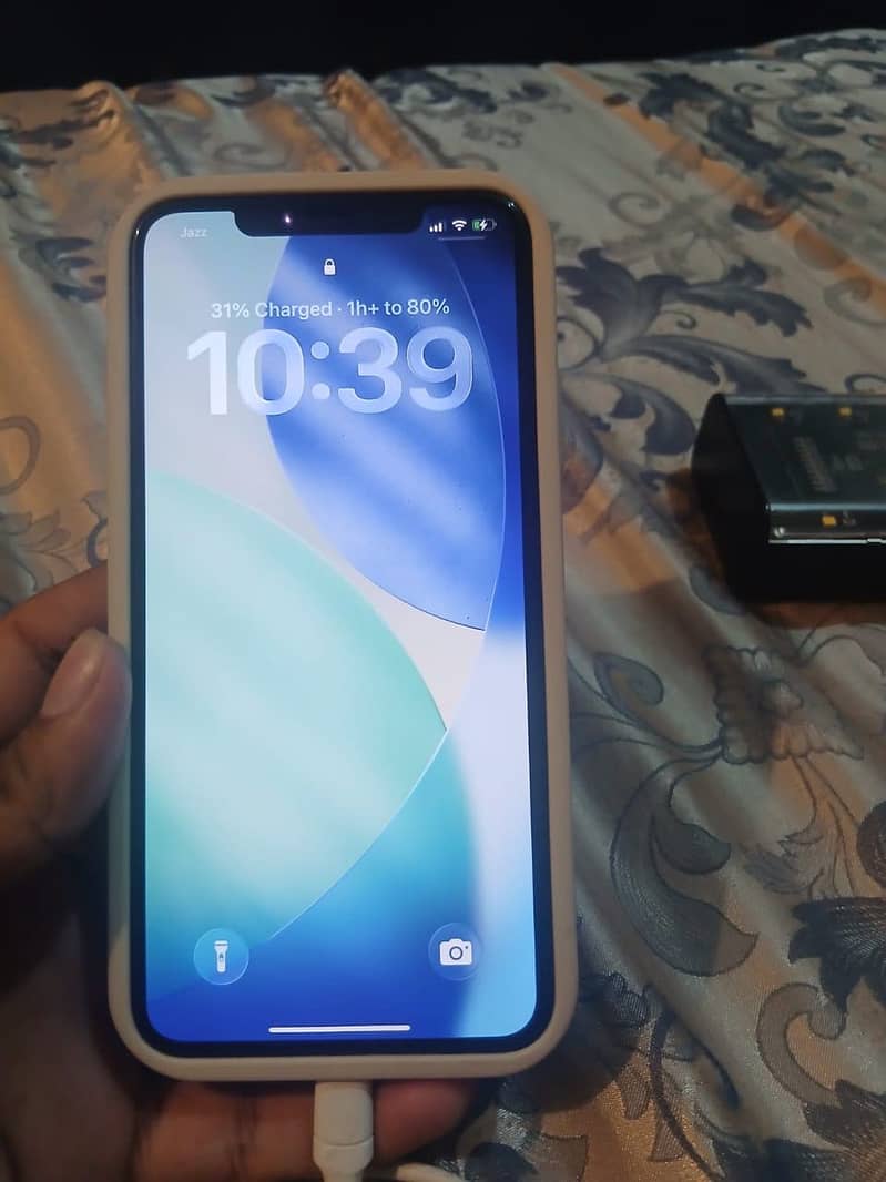 Apple iPhone 11 Pro Max 2