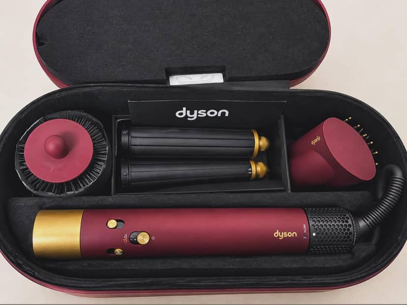 DYSON 1