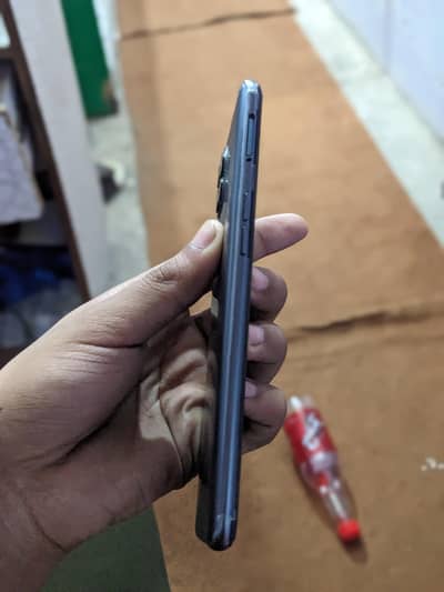 OPPO F17 Pro
