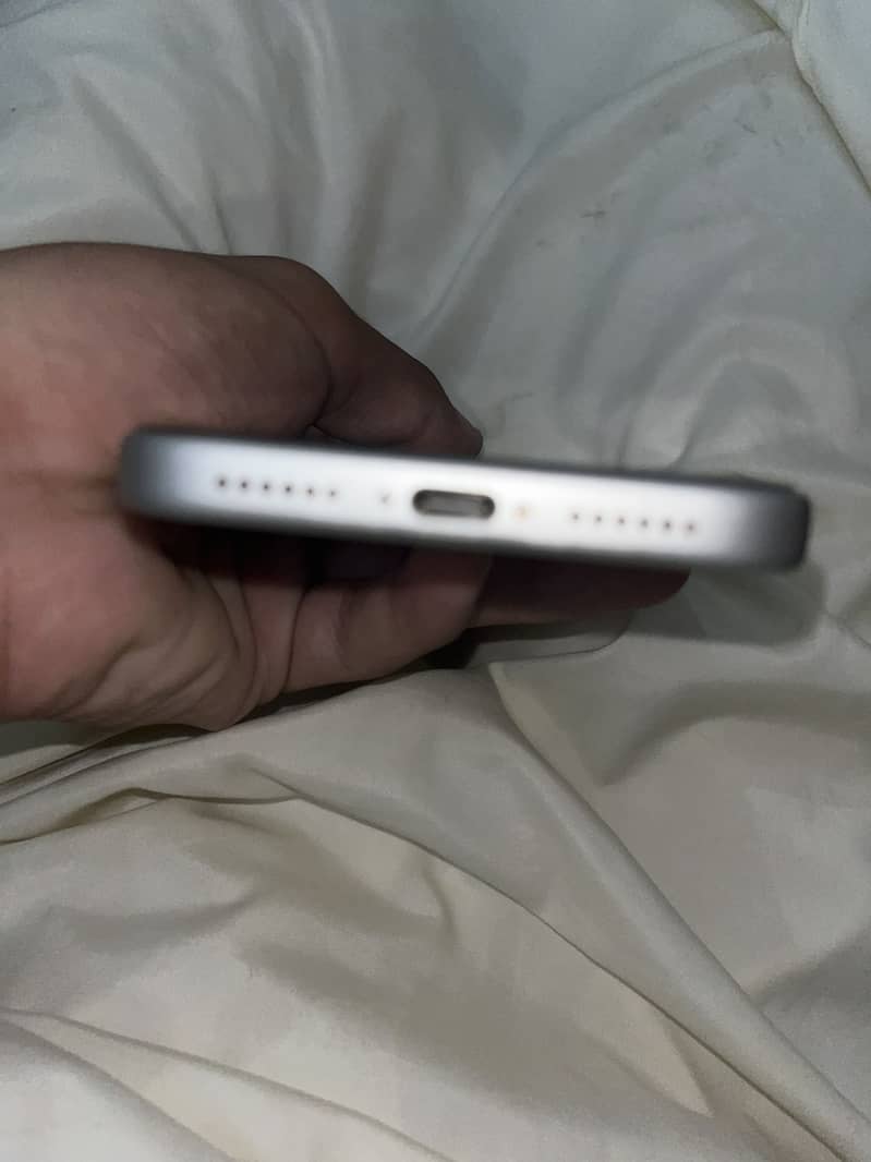 Apple iPhone 17 Pro Max 6