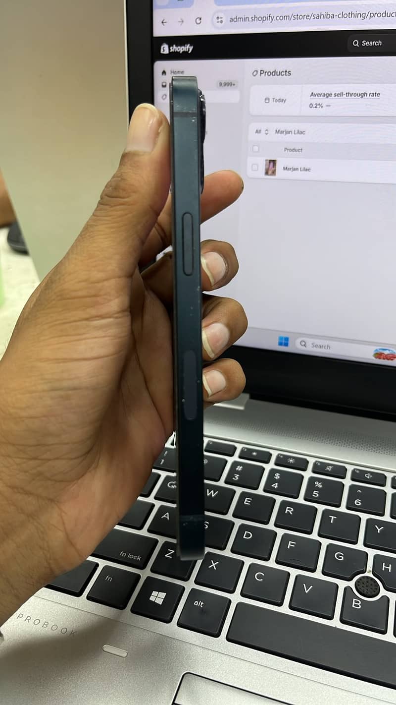 Apple iPhone 13 1
