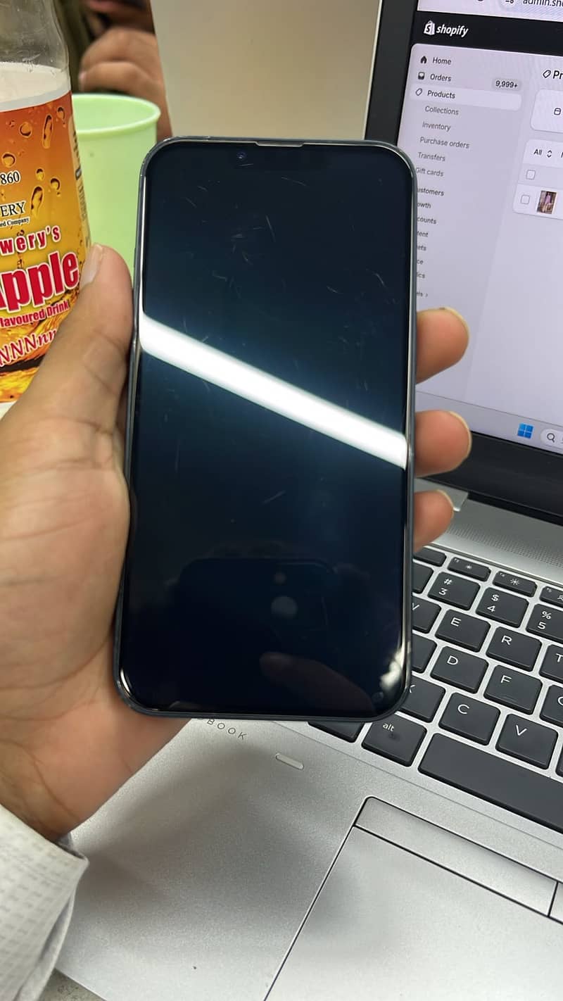 Apple iPhone 13 5
