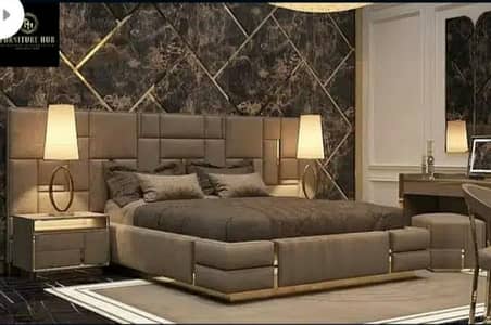 King size bed with 2 site table