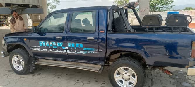 TOYATA DOUBLE CABIN 95 MODEL DIESEL FOR SALE-CALL 0302-0955460 GULBAZ