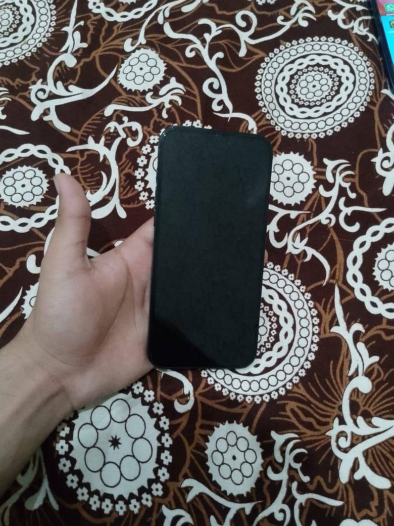 Apple iPhone 15 Pro Max 3